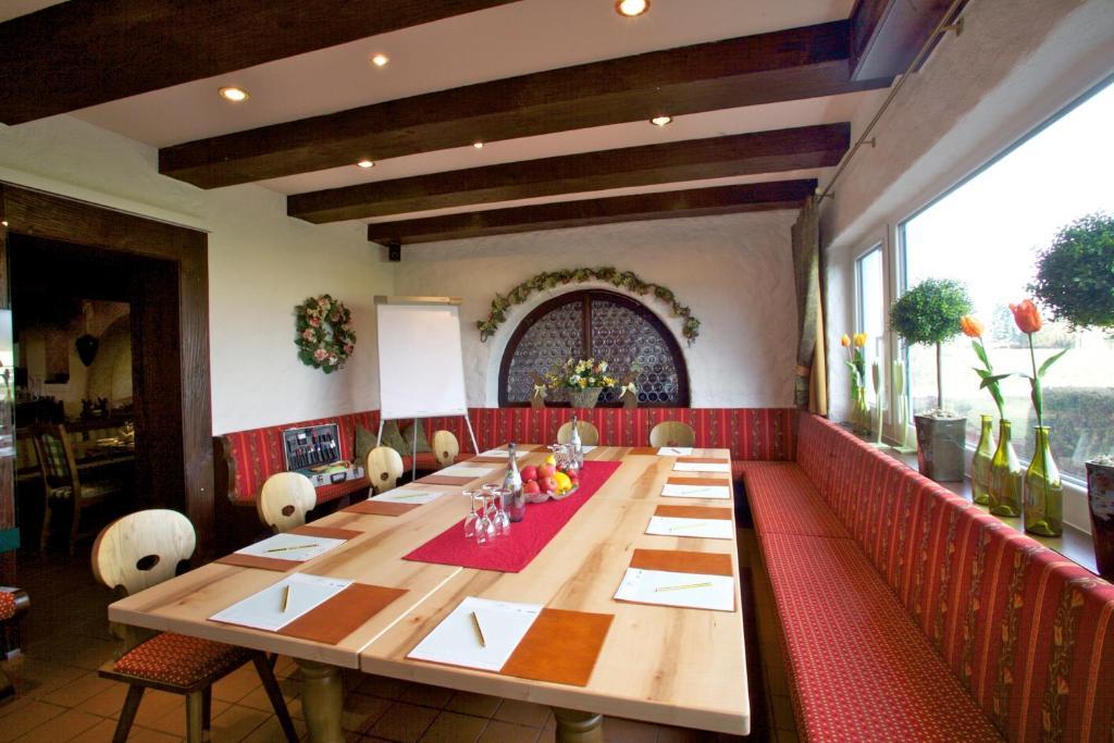 Hotel & Restaurant Dornweiler Hof Illertissen Ngoại thất bức ảnh