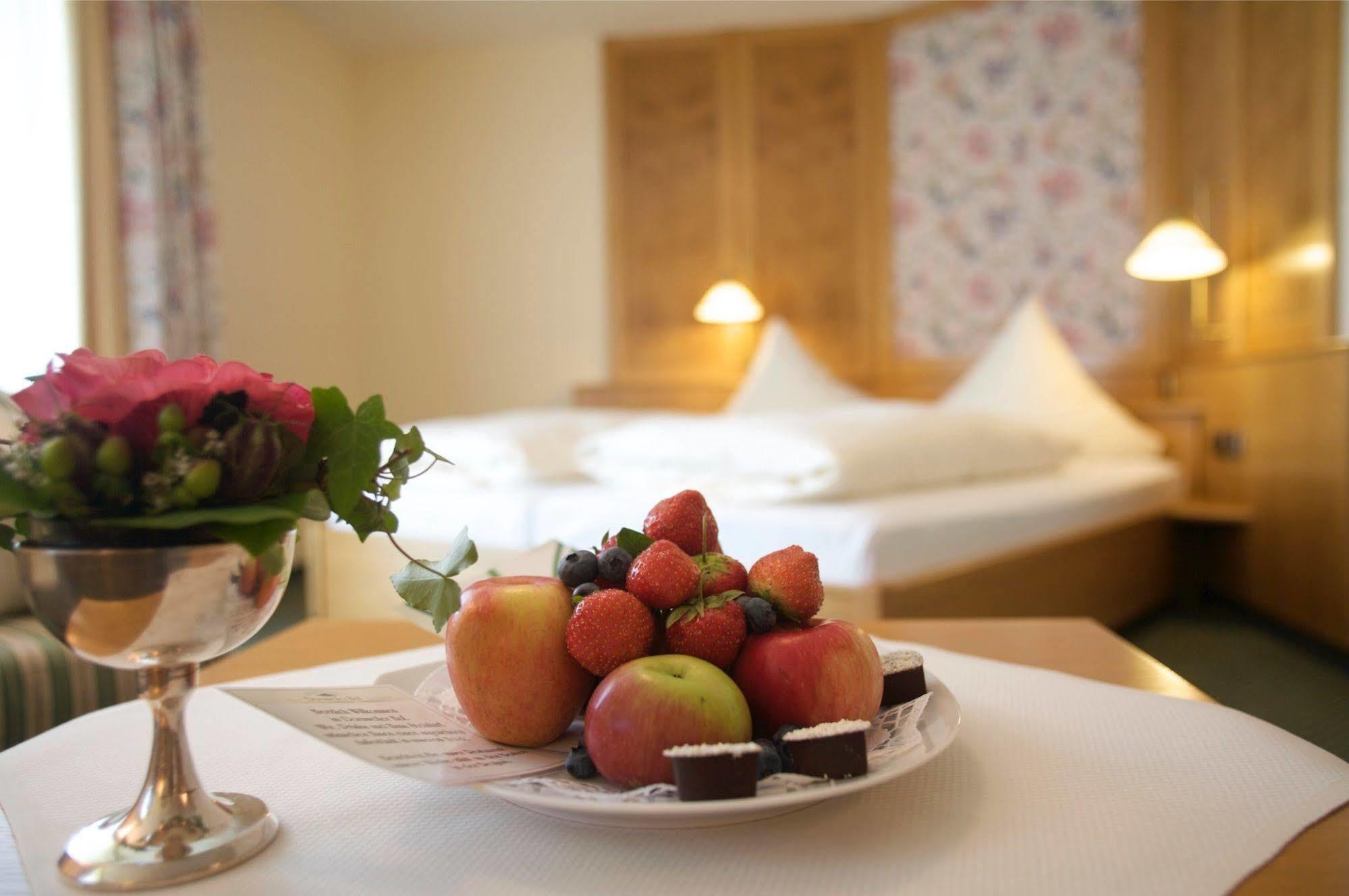 Hotel & Restaurant Dornweiler Hof Illertissen Ngoại thất bức ảnh